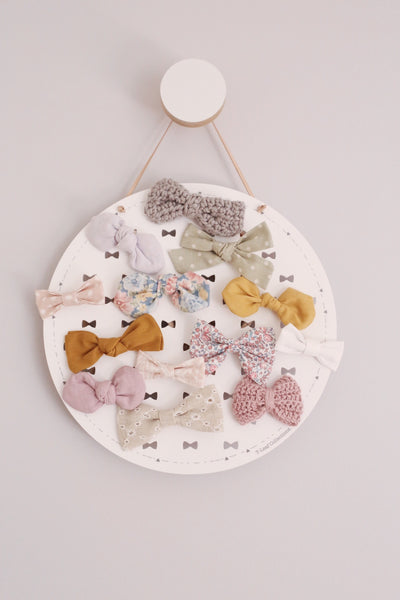 Bow Plaques (ready-made)