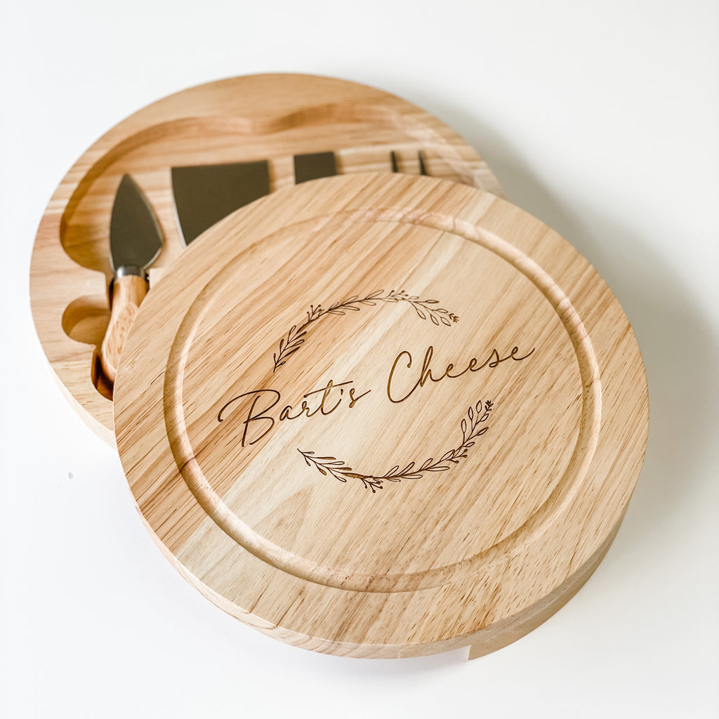 cheese board set - wreath