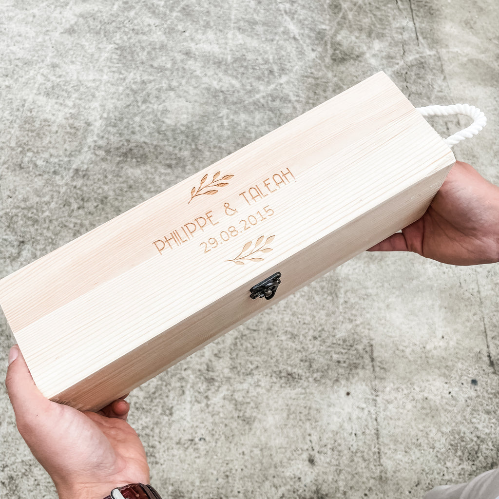 Wine box gift set wedding