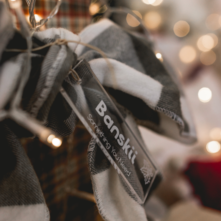 SINGLE: Want, Need, Wear, Read Gift Tag