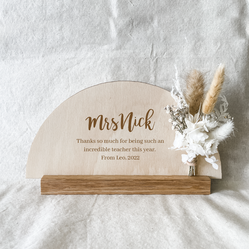 Etched Semi-Circle Plaque - Natural Bouquet